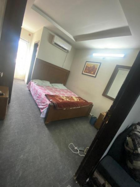 Studio apartment save nd secure